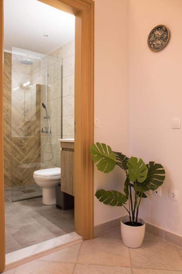 Niochori Heritage: The Mermaid Suite Rhodes City Extérieur photo